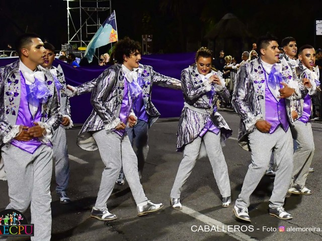desfile 156